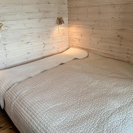 Lovely In With Sauna 度假居 Aseral