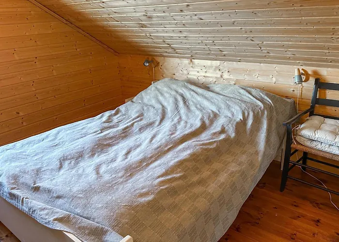 Дом отдыха Lovely In With Sauna Aseral